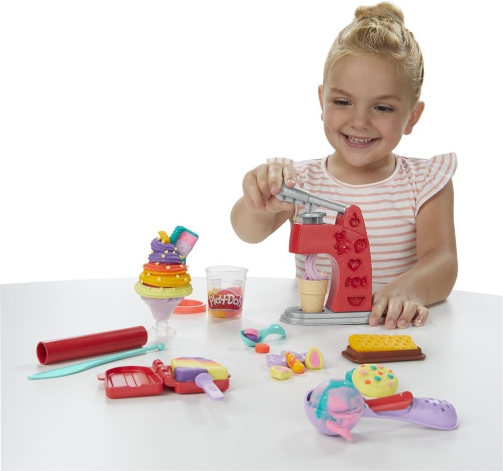 PLAY DOH MAGICAL FROZEN TREATS PLAYSET