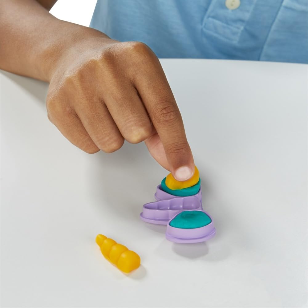 PLAY DOH MAGICAL FROZEN TREATS PLAYSET