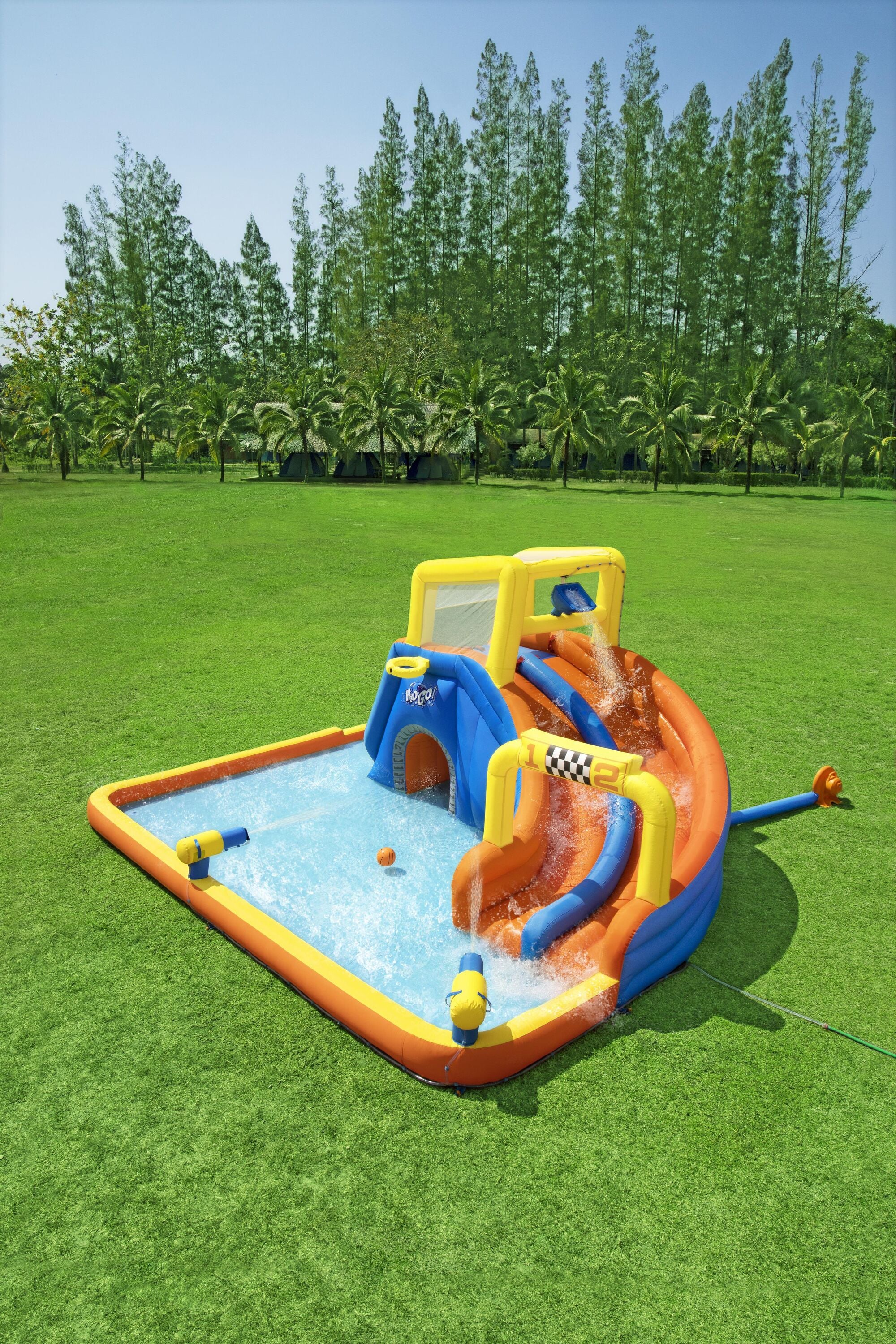 18'1" X 16'6" X 8'8"/5.51M X 5.02M X 2.65M SUPER SPEEDWAY MEGA WATER PARK