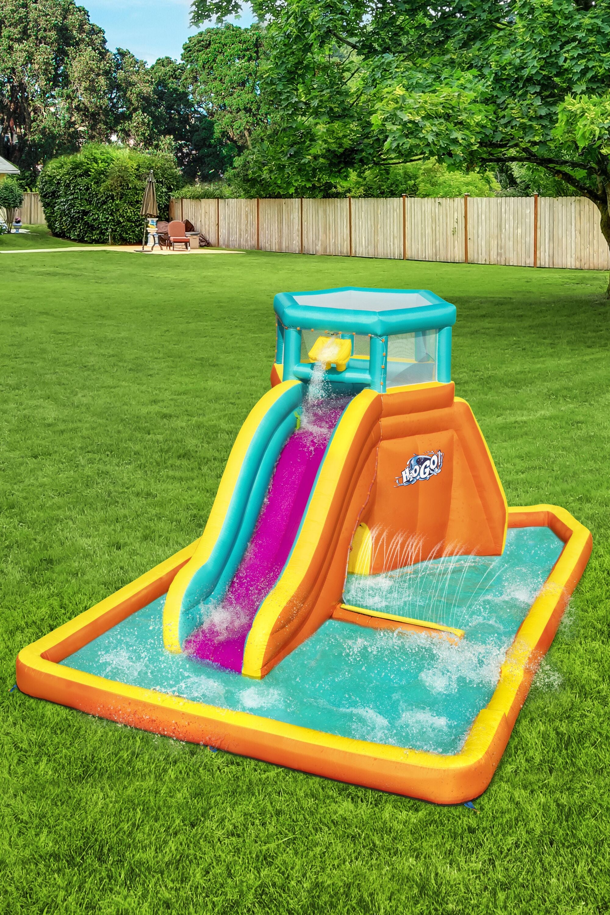 BESTWAY 18'6" X 12'3" X 8'8"/5.65M X 3.73M X 2.65M TIDAL TOWER MEGA WATER PARK