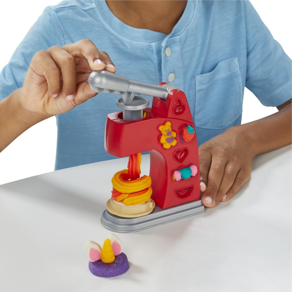 PLAY DOH MAGICAL FROZEN TREATS PLAYSET