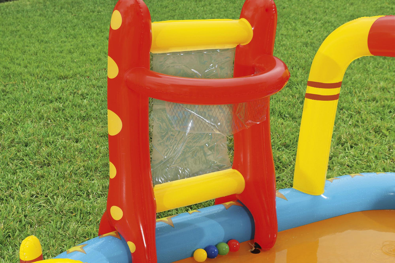 Bestway®  14'3" x 7' x 46"/4.35m x 2.13m x 1.17m Lil' Champ Play Center