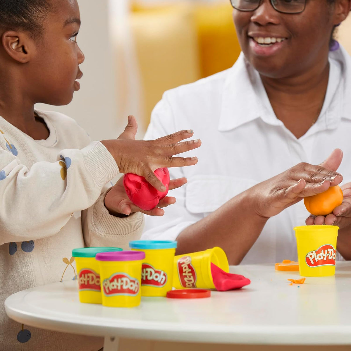 PLAY DOH CASE OF COLORS