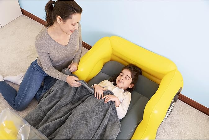 Up, In & Over™     63" x 33" x 24.5"/1.60m x 84cm x 62cm DreamChaser Airbed - 4x4