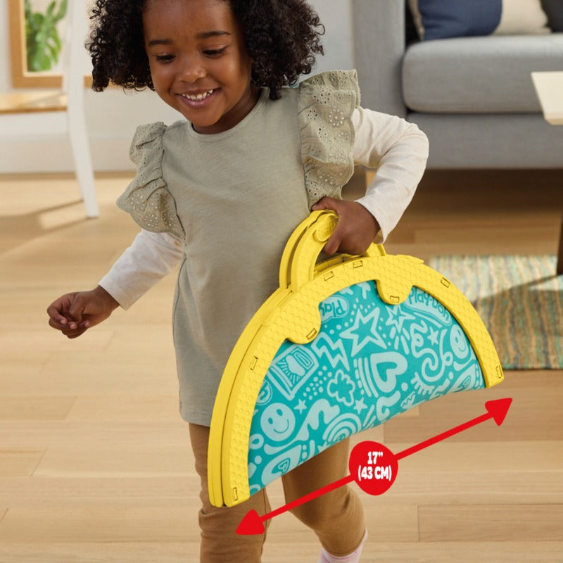 Play-Doh Foldable Play Set with 19 Accessories