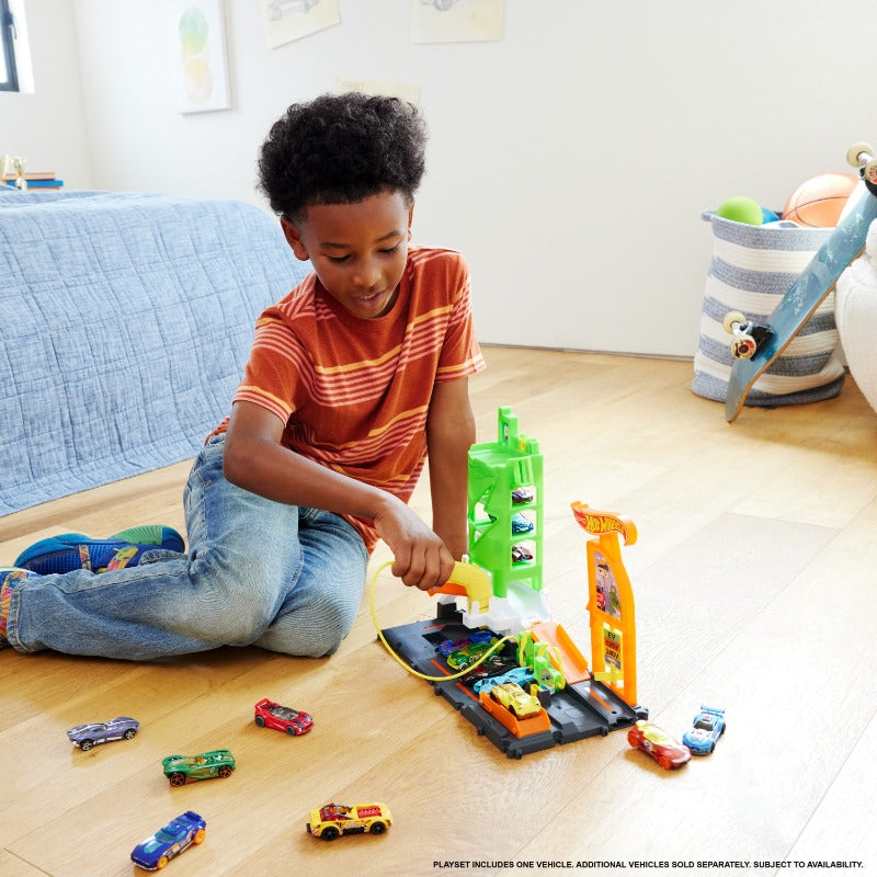 Hot Wheels City Super Recharge Gas Station Playset