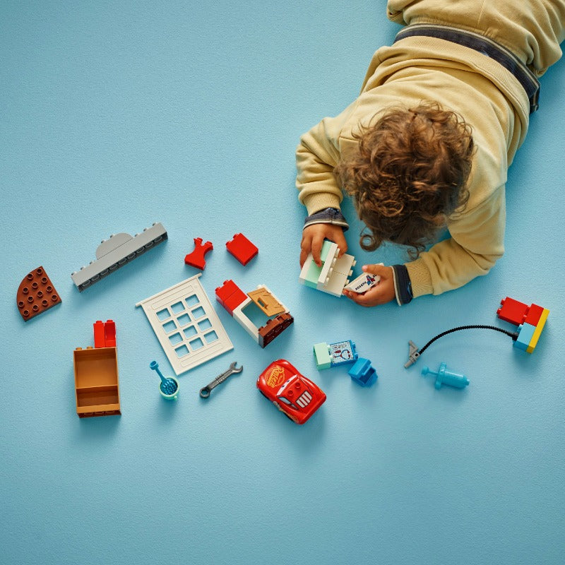 LEGO DUPLO McQueen’s Visit to Doc’s Garage │ Disney and Pixar Cars – 35 Pieces