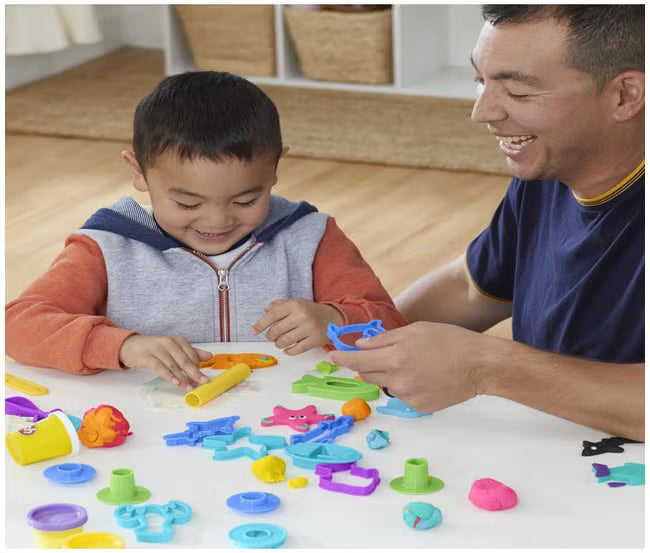 PLAY DOH LAND AIR N SEA SET